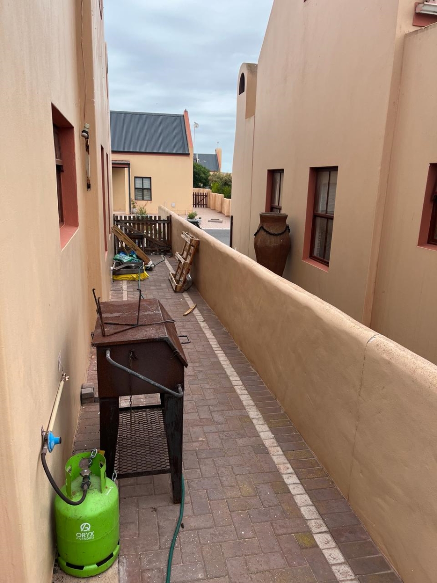 3 Bedroom Property for Sale in Bluewater Bay Western Cape